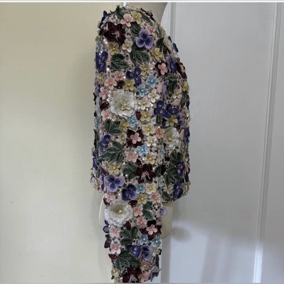 Alice + Olivia
KIDMAN EMBELLISHED TWEED JACKET - Picture 8 of 16